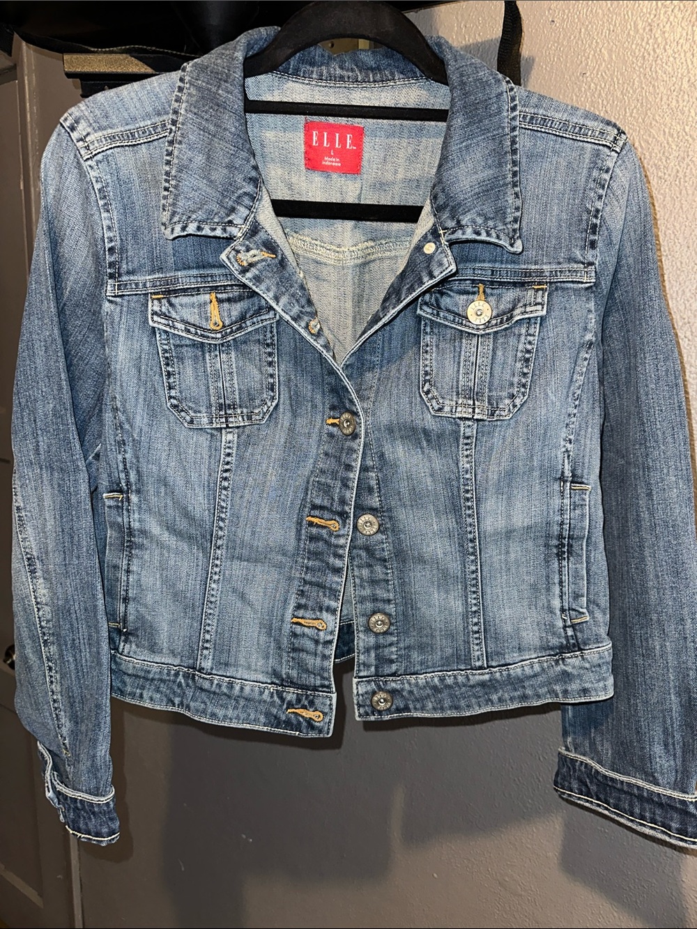 ELLE Light Wash Blue Denim Jean Jacket